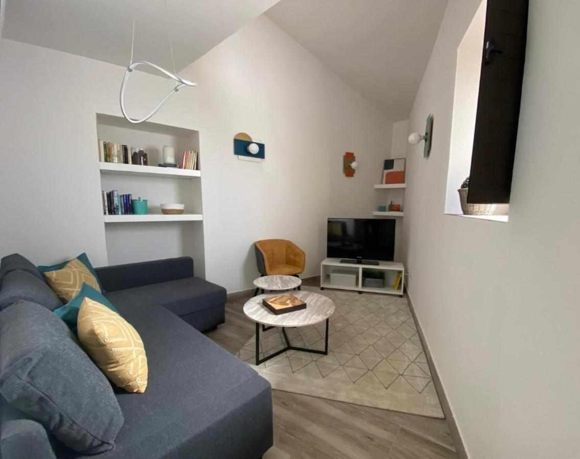 Apartamento Torre del Postigo By KubiK Caces Exterior foto